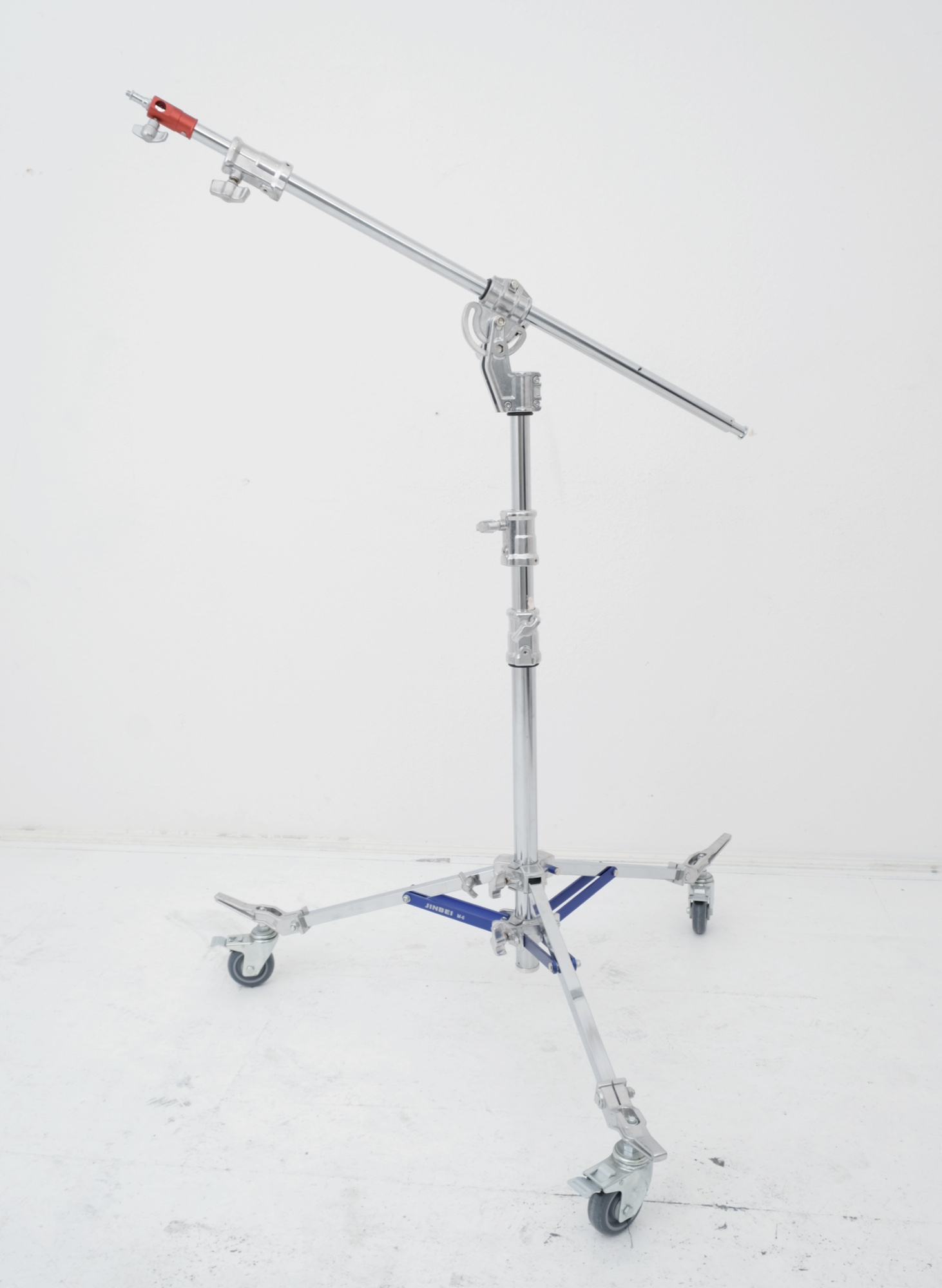 Studio Blanc equipment, view 1